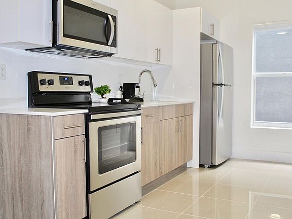 2nd image of 971 W Flagler St APT 16