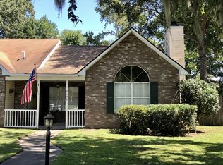 9620 N Cardinal Dr, Ladson, SC 29456