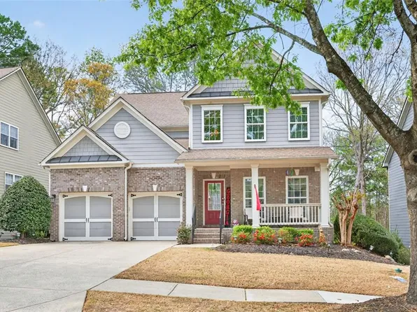 7916 Keepsake Ln, Flowery Branch, GA 30542