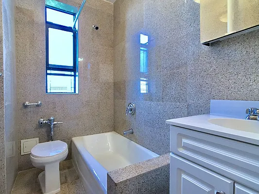 Rented by Sovereign Associates | media 20