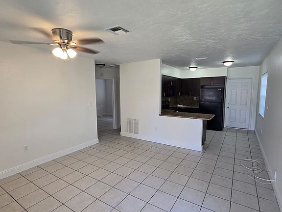 3rd image of 6134 SW 40th Ct #S