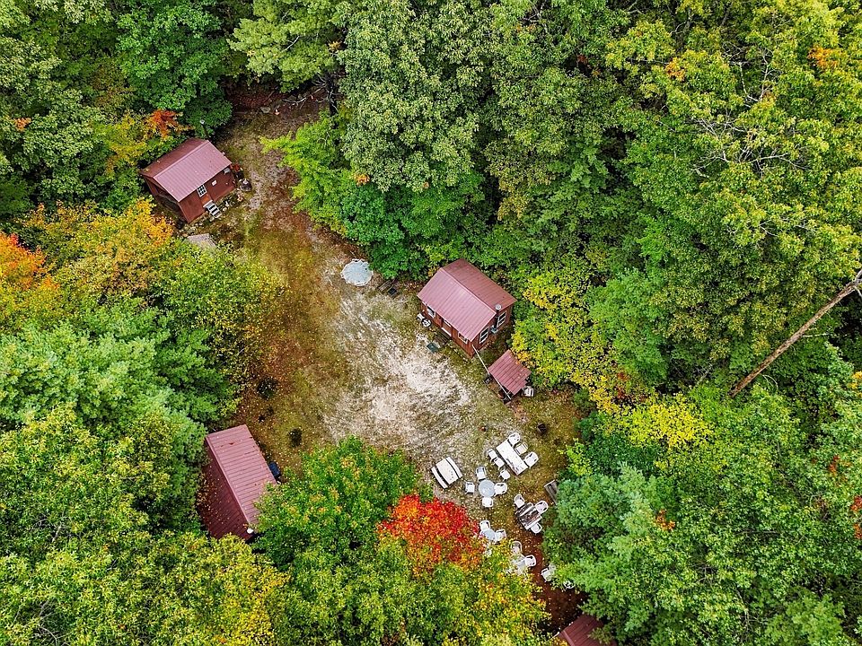 1st image of 17 Rear Brewster Rd