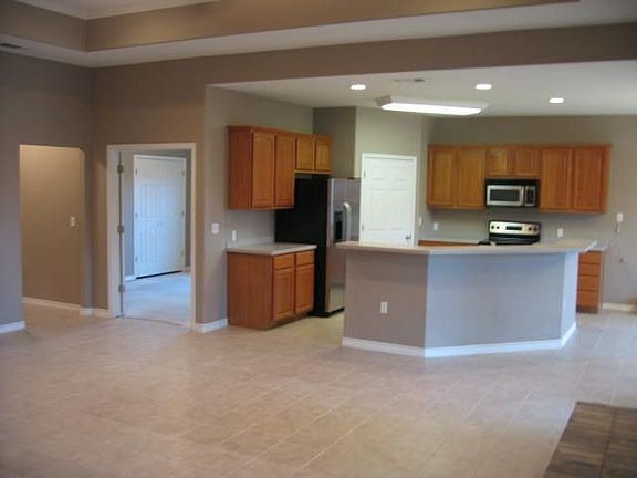 3rd image of 14829 Quarterdeck Dr