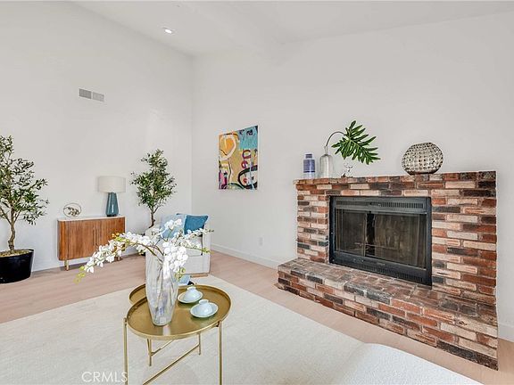 5th image of 6425 Stover Ave