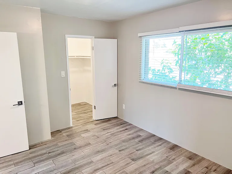 3234 N 38th St #7 — Photo 37