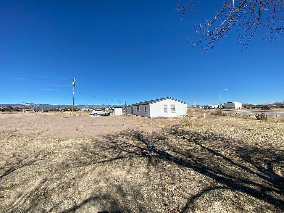 1st image of 895 Marilyn Dr
