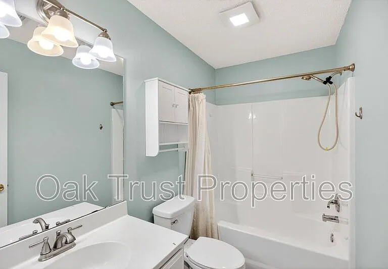 1001 Elm Hall Cir — Photo 17