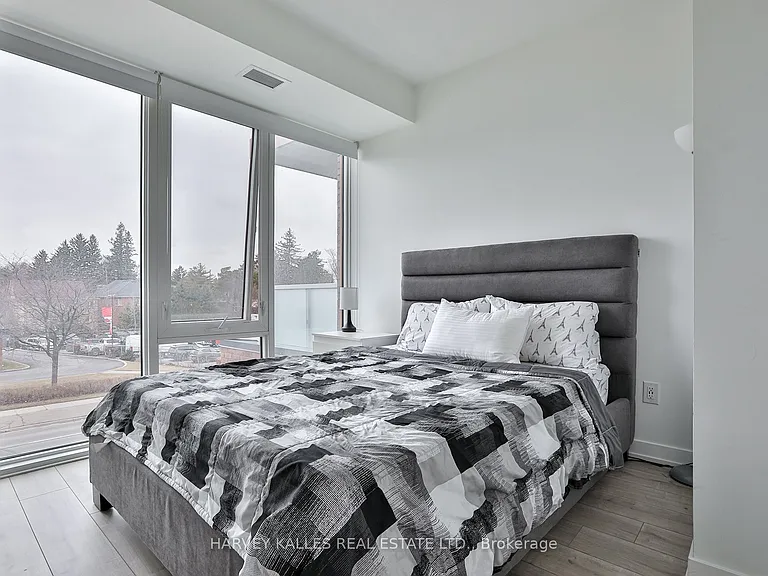 215 Lakeshore Rd W #206 — Photo 15