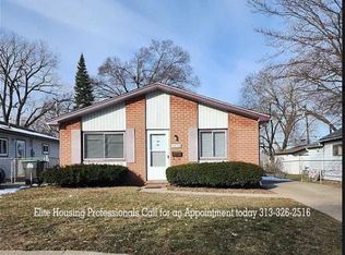5892 Bailey St, Taylor, MI 48180