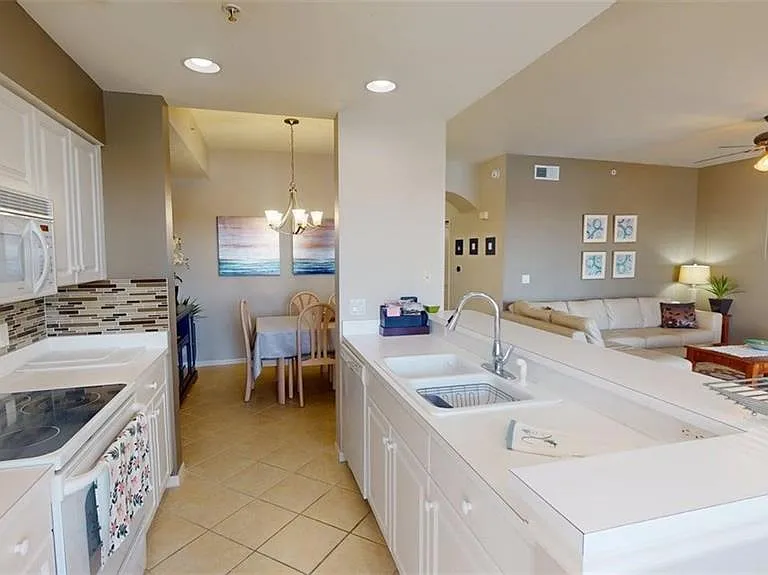 2730 Cypress Trace Cir #2828 — Photo 16