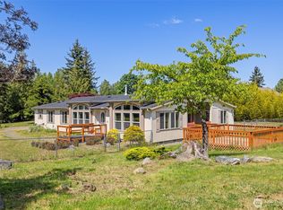 262 Birdsong Ln, Port Angeles, WA 98362