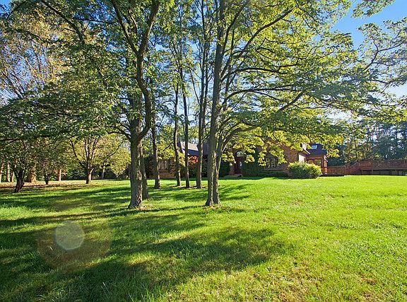 2nd image of 17611 Larkspur Ct