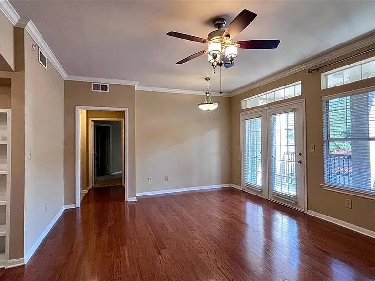 9525 N Capital Of Texas Hwy #422 — Photo 3