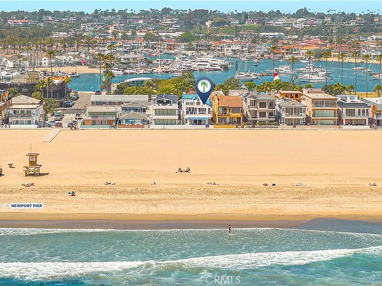 1720 W Oceanfront #B — Photo 1