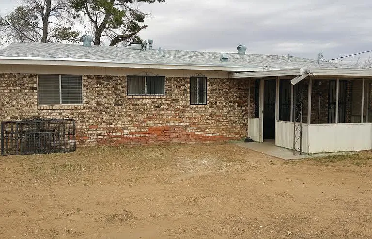 5816 Blackhawk Dr — Photo 1