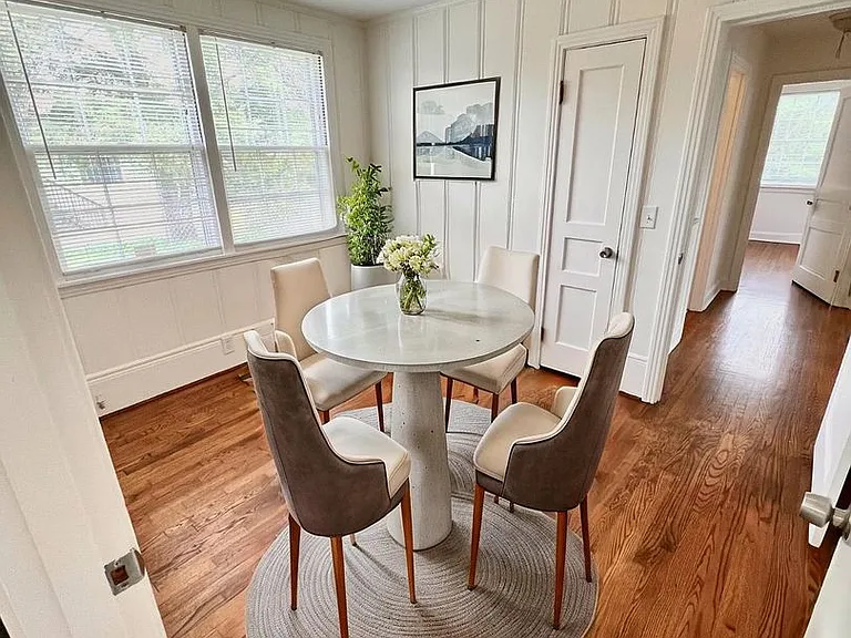 1123 Gibson Dr — Photo 5