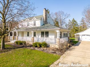 3007 Woodcliff Cir SE, East Grand Rapids, MI