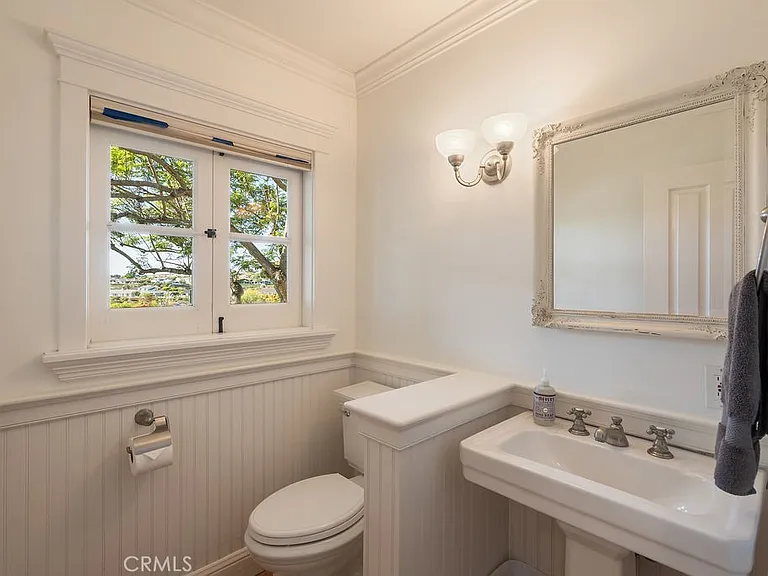 407 Mendoza Ter — Photo 49