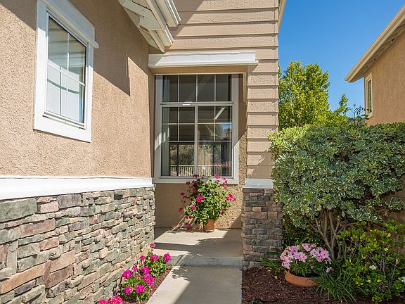 2nd image of 3036 E Avenida De Los Arboles