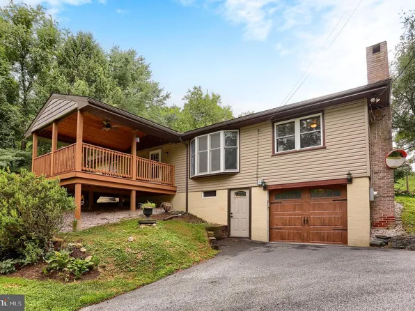 174 Marticville Rd, Lancaster, PA 17603