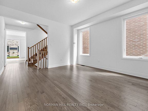 5th image of 19 Lilestone Dr