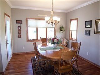 3rd image of 1830 Creek View Ln NE