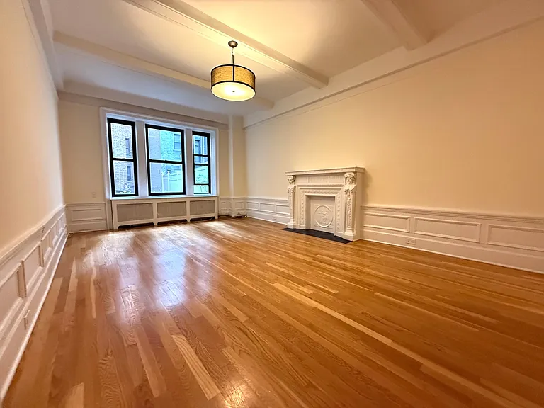 150 W 80th St #2-D — Photo 2