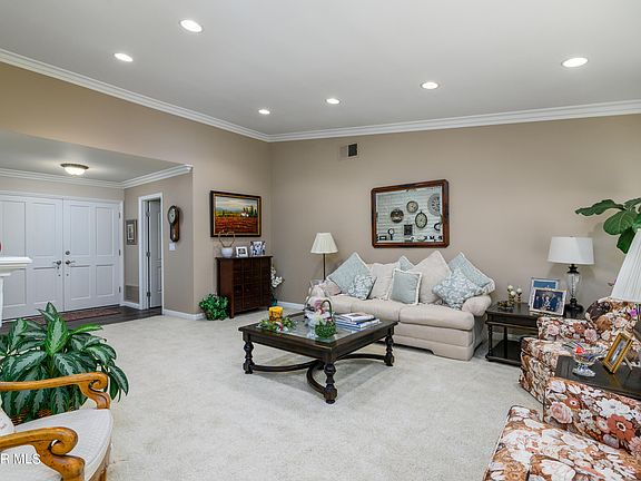 4th image of 2260 Knoll Crest Pl