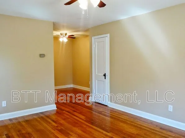 8404 Greenwood Ave APT 4, Takoma Park, MD 20912