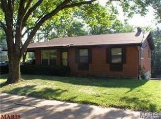 2904 Raw Wind Dr, High Ridge, MO 63049