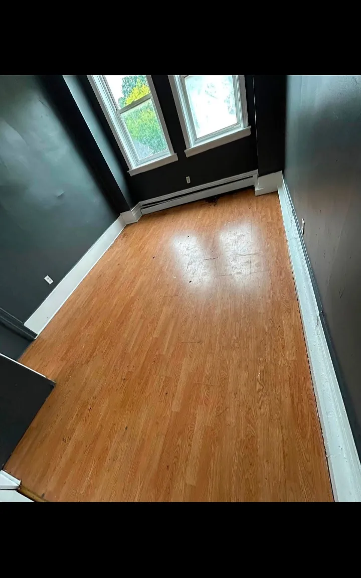 3 bed, $1,850 — Photo 1