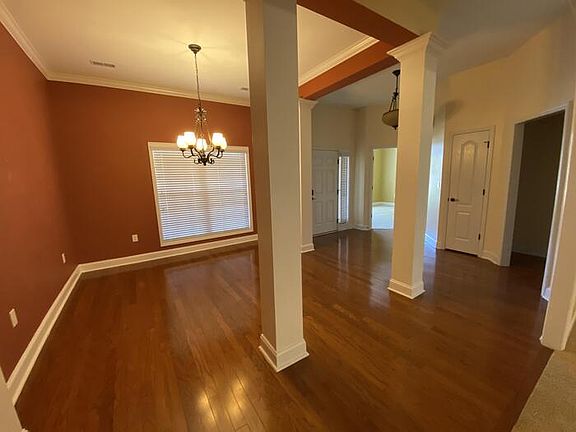 3rd image of 7015 Eagle Park Cir SE