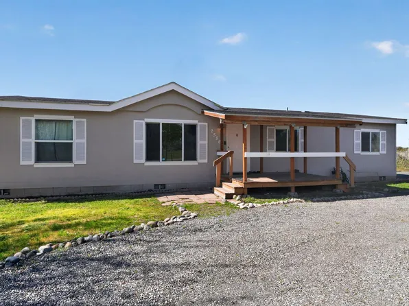 2586 Meadow View Dr, Chiloquin, OR 97624
