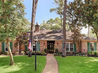 10102 Candlewood Dr, Houston, TX 77042