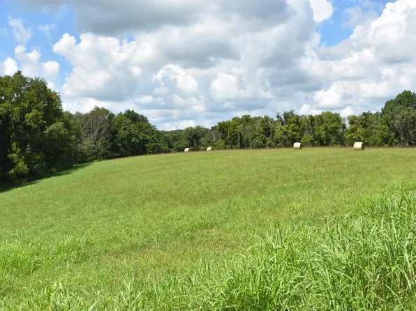 900 A T Dean Rd, Harrodsburg, KY 40330