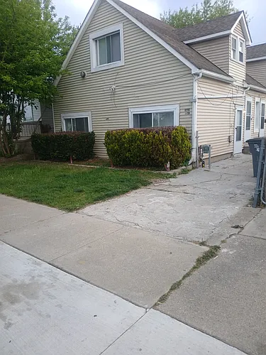 20415 E Forteen Mile Rd #2 Photo 1