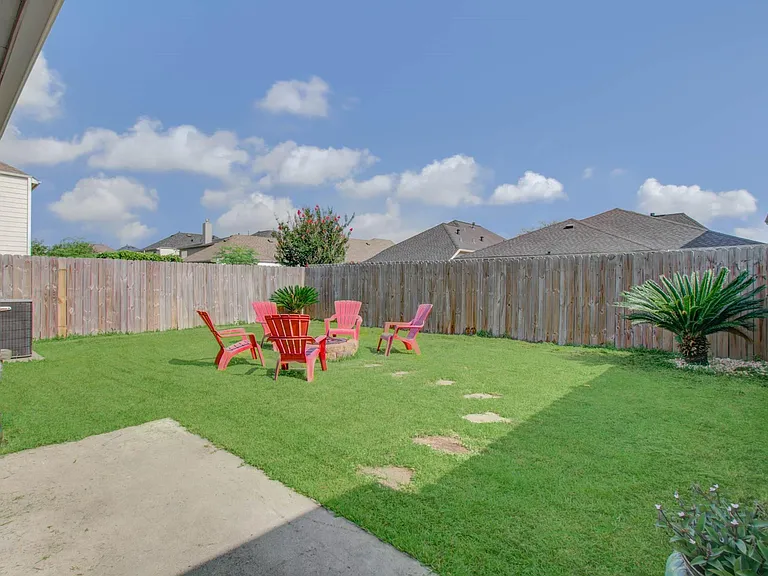 13335 Gardnerville St — Photo 34