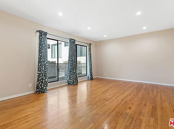 2nd image of 840 S Bedford St