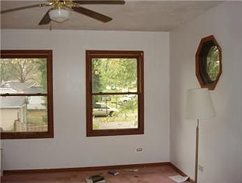 4th image of 3007 Commercial Ave