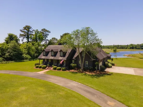 9152 Coffee Rd, Hahira, GA 31632