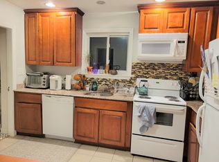 104 Arlington St #1, Watertown, MA 02472