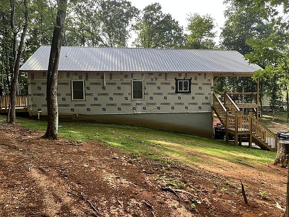 5th image of 367 Loop Rd