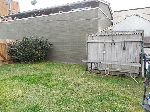 5th image of 1015 Diamond St