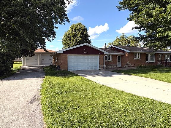 3rd image of 1106 Harmony Ave