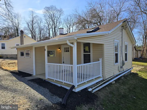 11 2nd Ave, Spring Mount, PA 19473