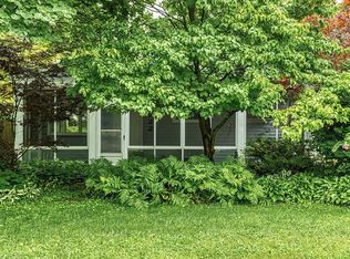 2722 Chatham Dr, Maryland Heights, MO
