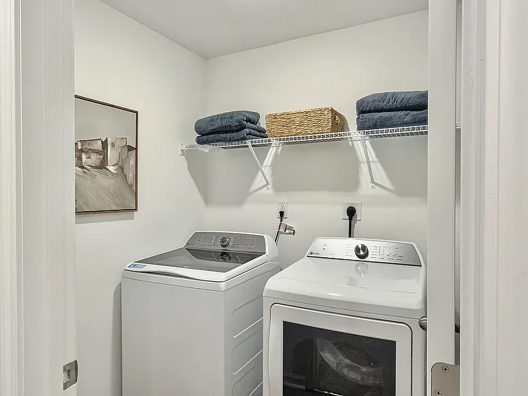ABODE at Summers Corner