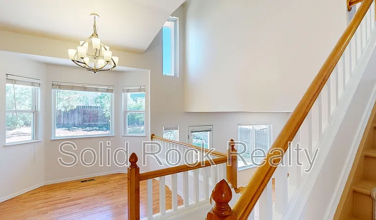 8315 Saint Helena Dr — Photo 5