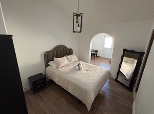 800 Antonio Dr #2, Las Vegas, NV 89107