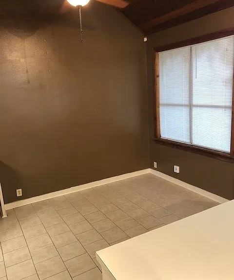 8366 Governor Dr — Photo 3